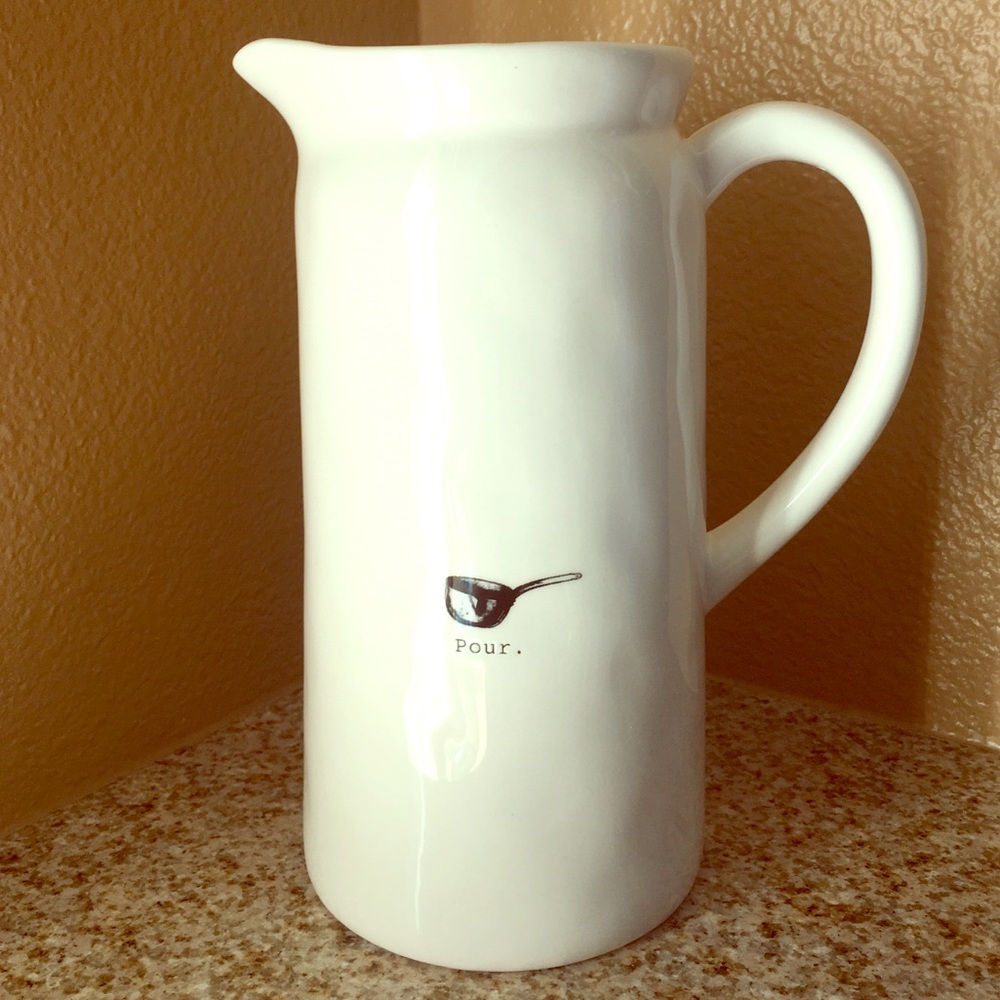 💧Pour Pitcher💧